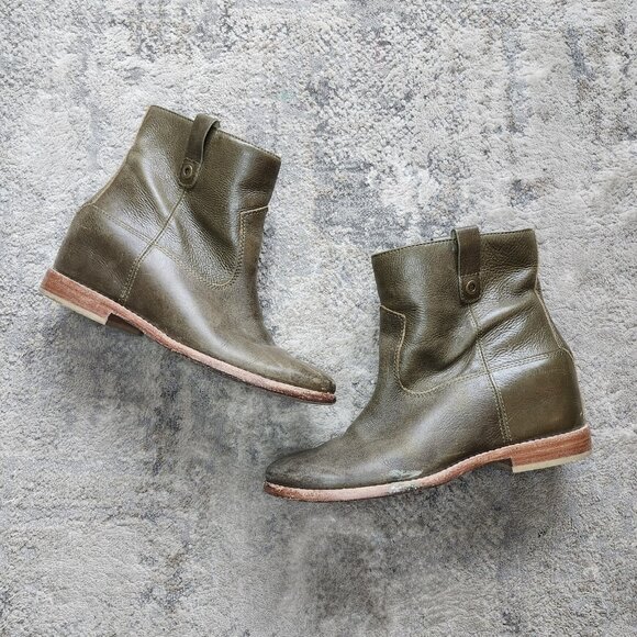 Cole Haan 9 B Grand Os Olive Green Leather Hidden Wedge Booties Ankle Boots - Picture 1 of 9